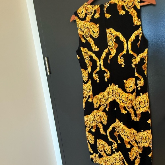 Versace Collection size 4 (44) EUC Black Midi Dress with Gold leopard- classic! - Picture 9 of 17